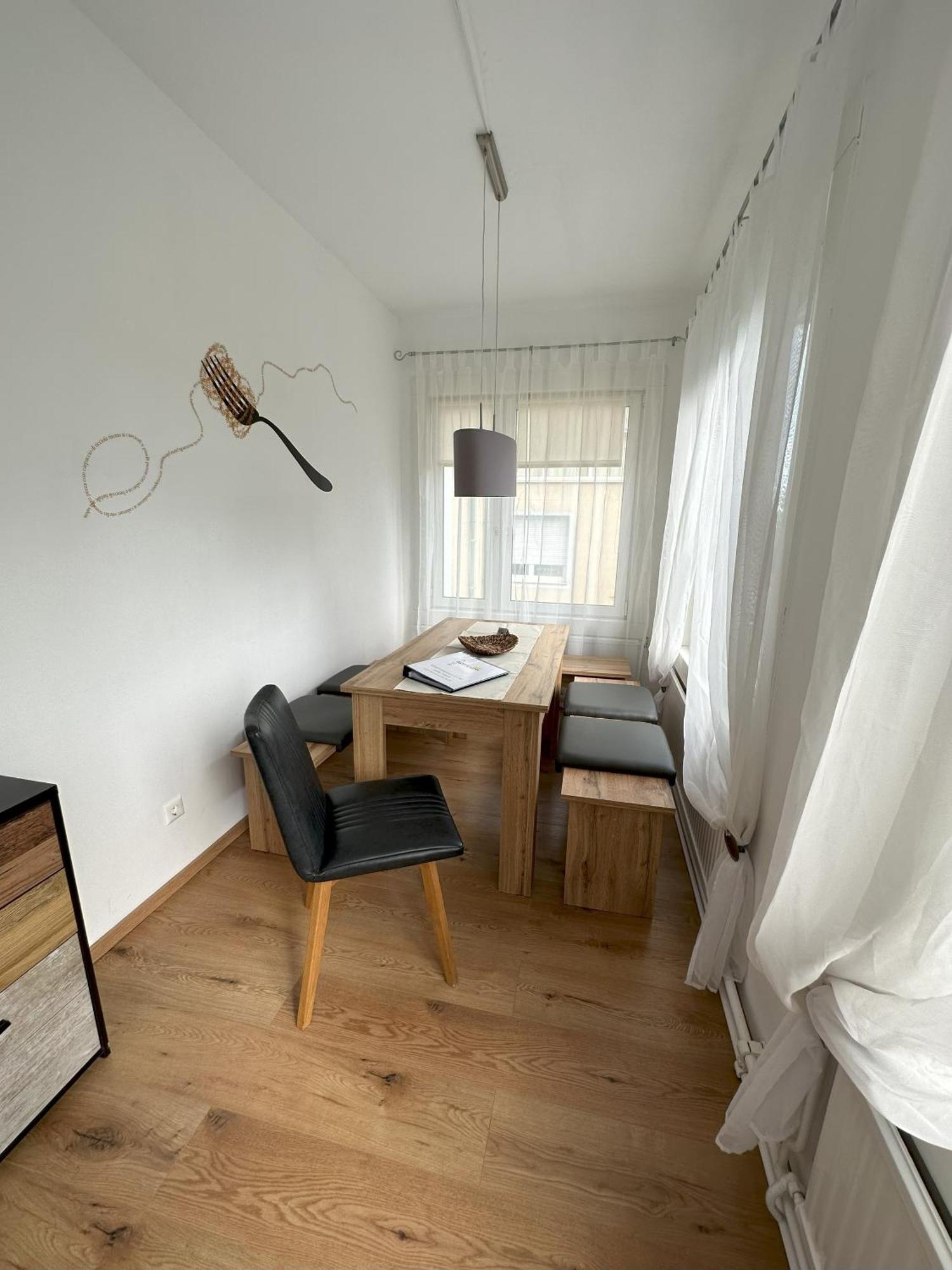 Haus Apricum - Schoen Wohnen & Gratis Parken Wina Bagian luar foto